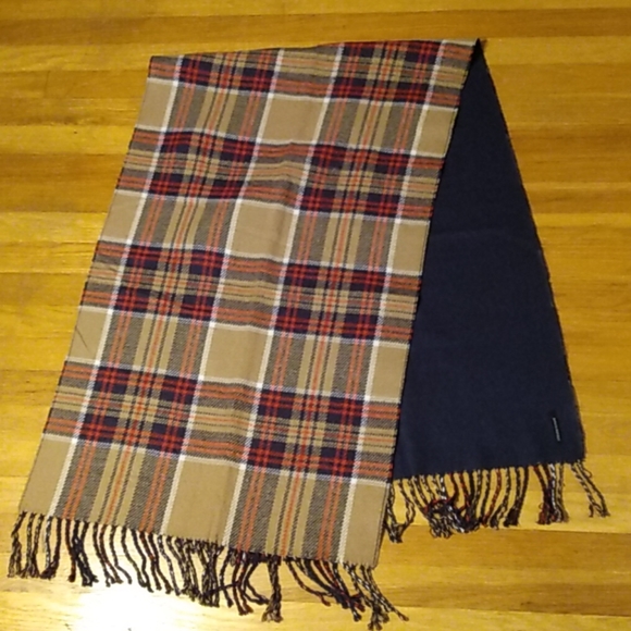 Banana Republic Scarf - Picture 1 of 3
